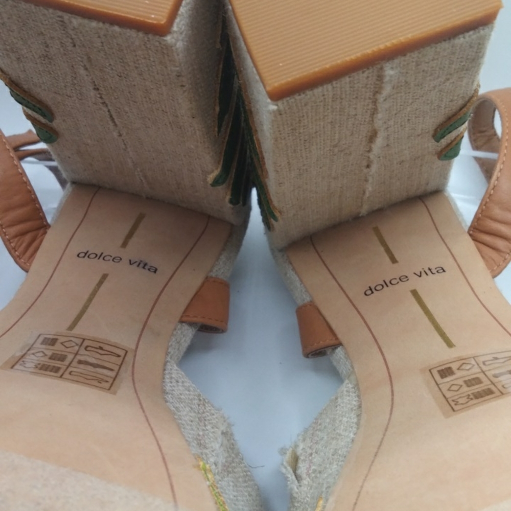 Heels - Picture 6 of 7